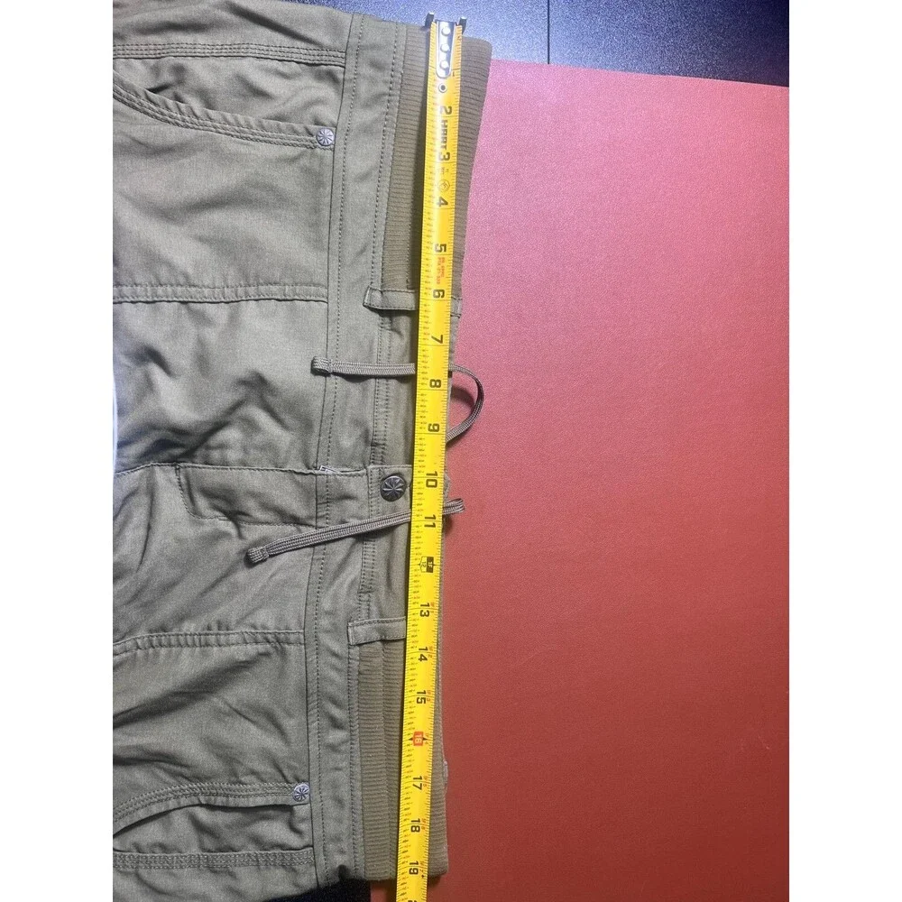 Athleta Women’s Green Iconic Slim Fit Ski Pants – Sleek & Snow-Ready L - Picture 12 of 13